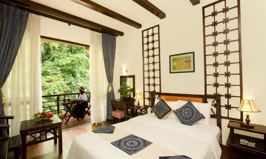 Phòng Deluxe 1 Giường Lớn Hoặc 2 Giường Đơn Hướng Núi - Mai Châu Lodge