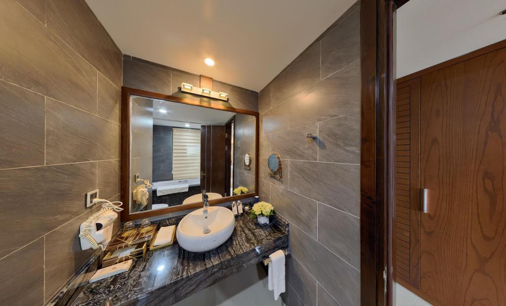 Deluxe Double - Khách sạn Le Indochina Bắc Ninh