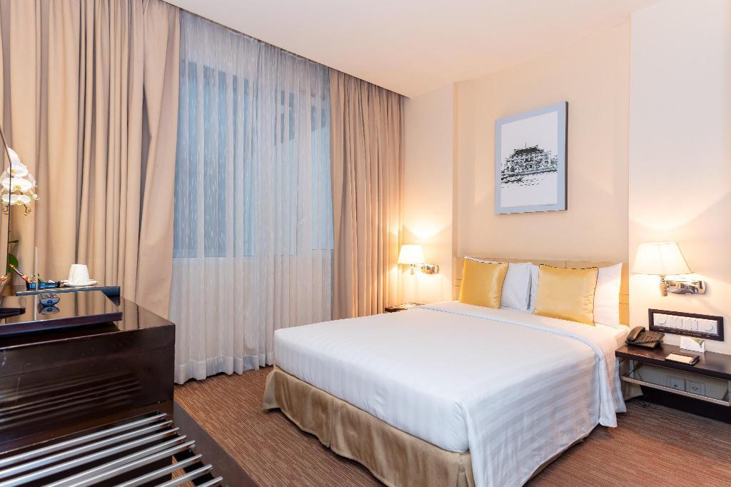 Premier Deluxe 1 Giường Đôi - Khách sạn Palace Sài Gòn