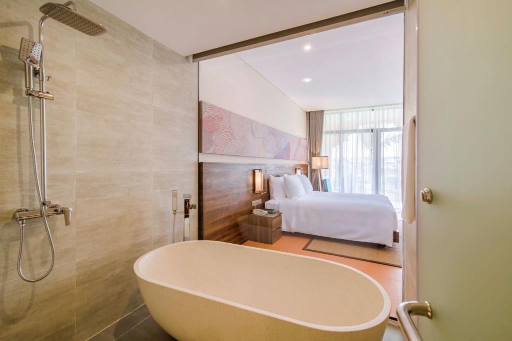 Deluxe King Bed Room - Hội An Memories Resort & Spa