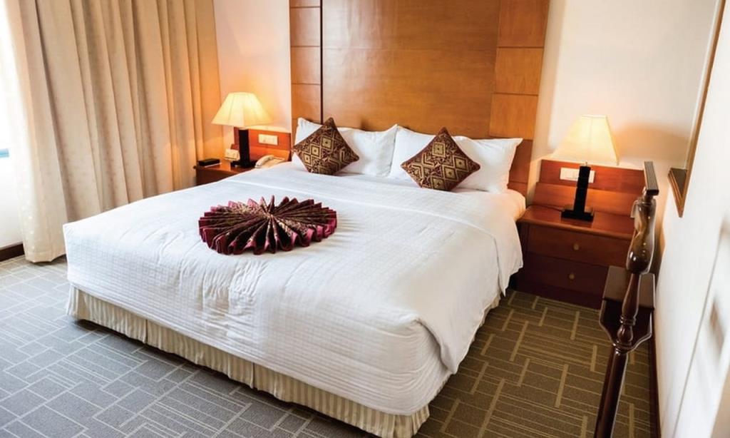 Phòng Suite 1 Giường Lớn - Khách Sạn Nam Cường Hải Dương