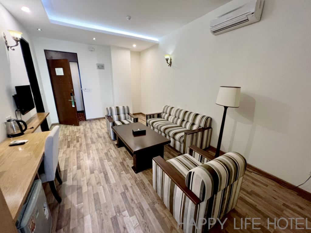 Exe. Suite - Khách Sạn Happy Life