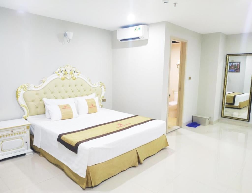 Deluxe Double Room - Khách Sạn Phượng Hoàng 3