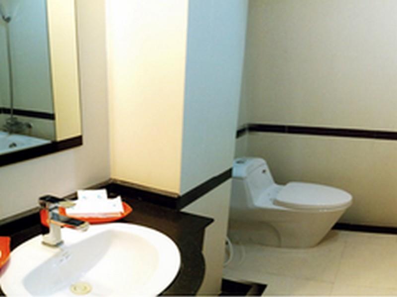 Phòng 1 giường lớn (1m6 x 2m) – LOẠI 1 - Khách Sạn Mai Sơn