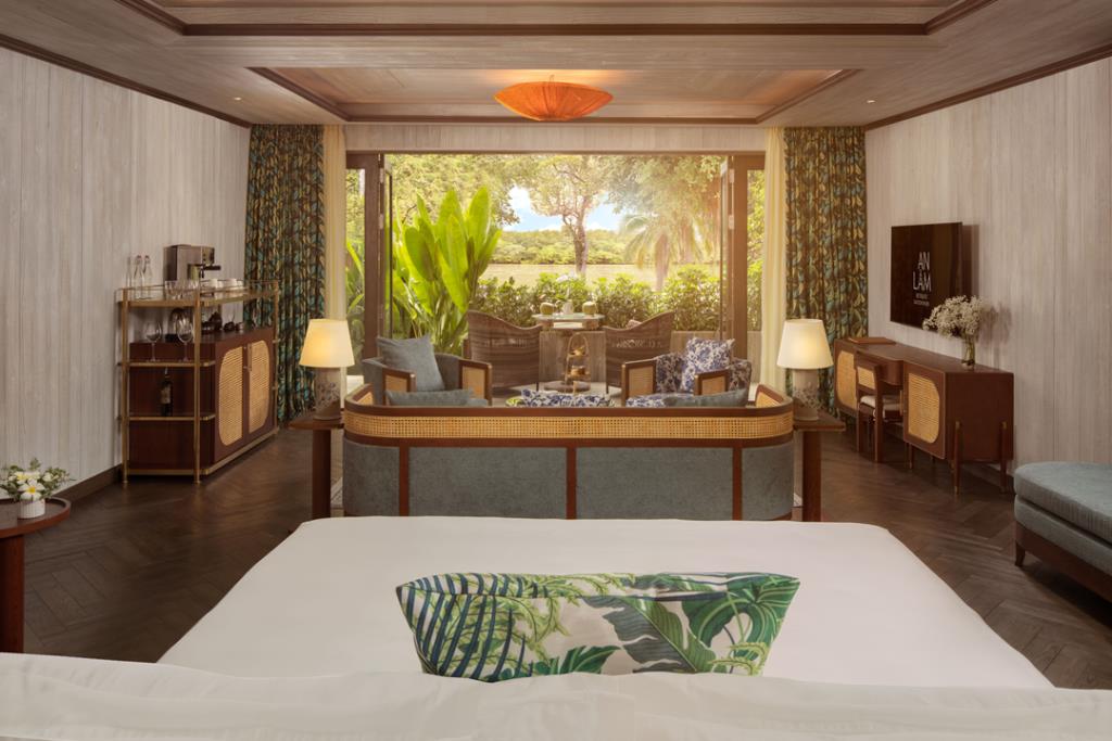 River View Signature Suite - An Lâm Retreats Saigon River