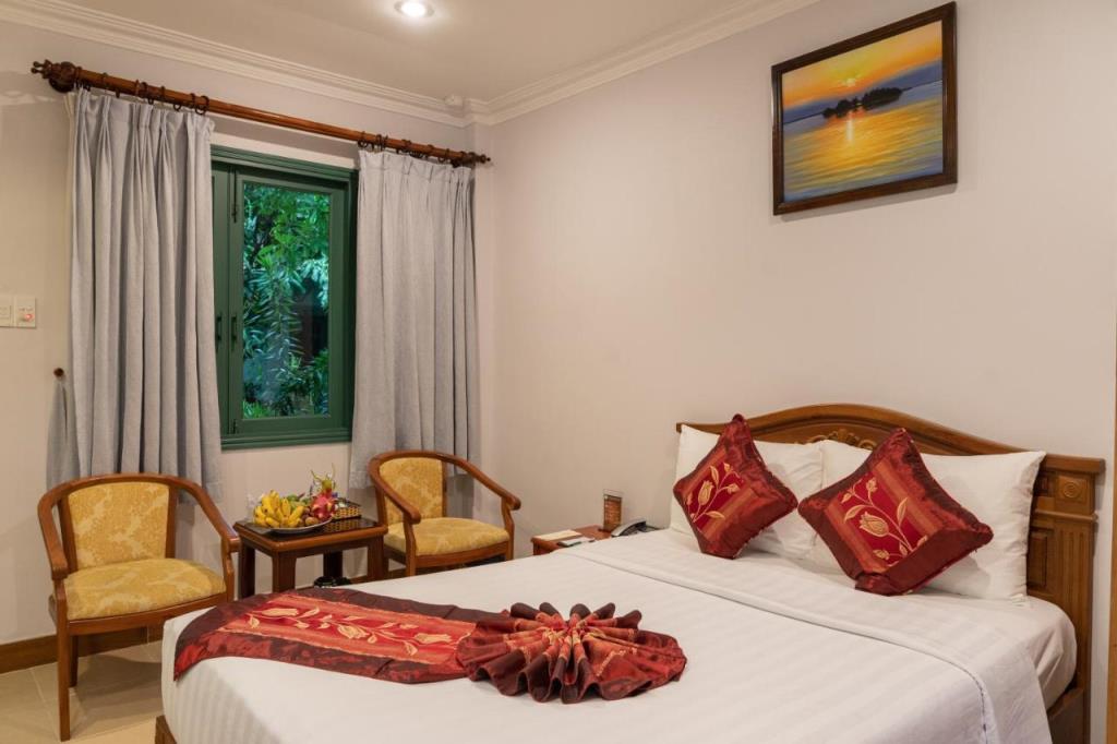 Premier Deluxe Double Room - Phương Nam Resort