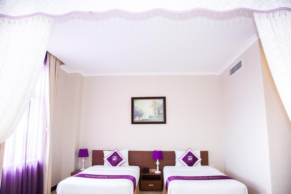 Deluxe Double/Twin - Khách Sạn Hai Bà Trưng