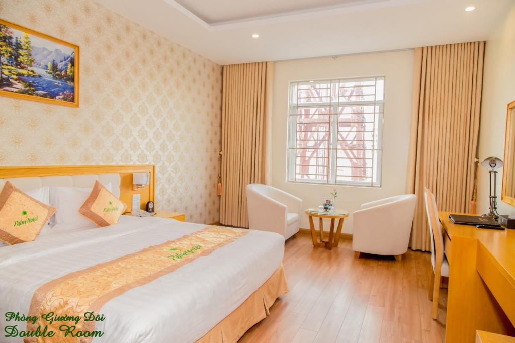 Phòng Deluxe 1 Giường Lớn - Khách sạn Palm Thanh Hóa