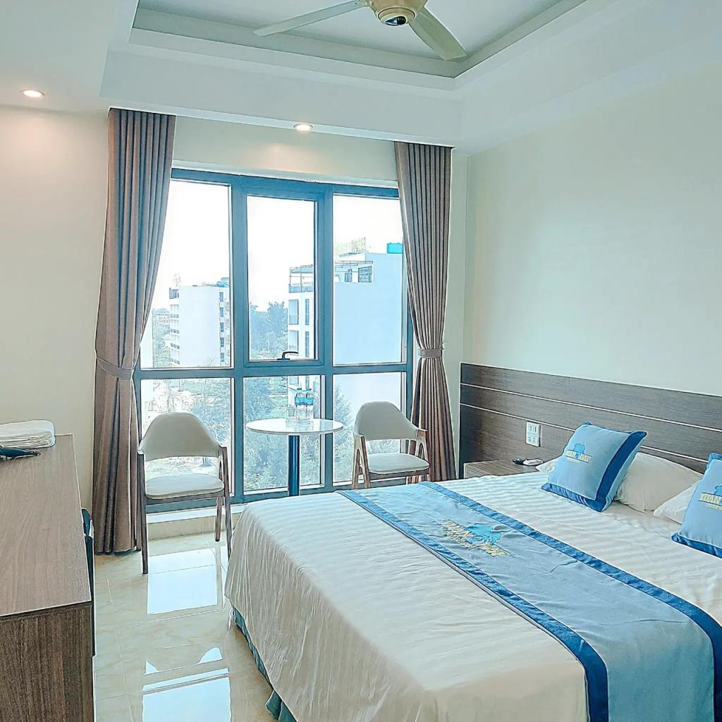 Double Room - Khách Sạn Tuấn Đạt Luxury FLC