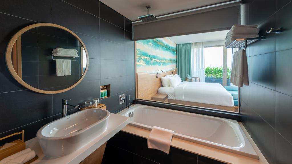 Junior Suite Room - Bellerive Hội An Hotel & Spa