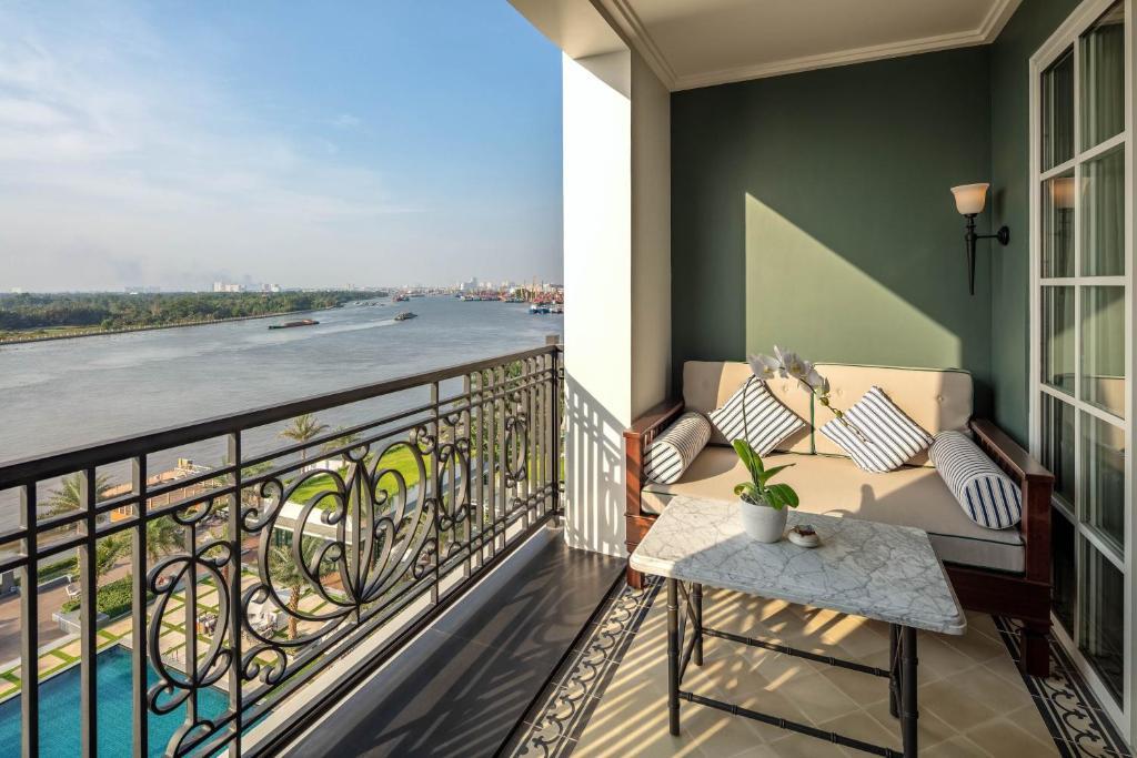 Mia Suite Room - Khách sạn Mia Sài Gòn Luxury Boutique