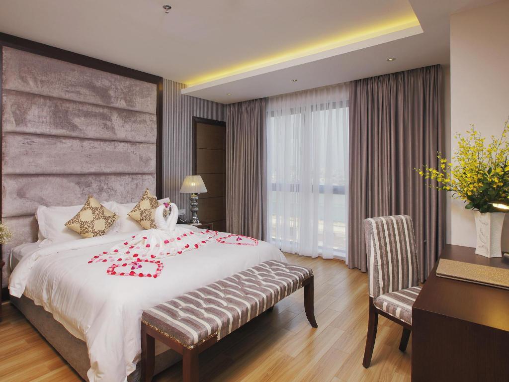 Phòng Deluxe 1 Giường Lớn Hoặc 2 Giường Đơn - Khách Sạn Athena