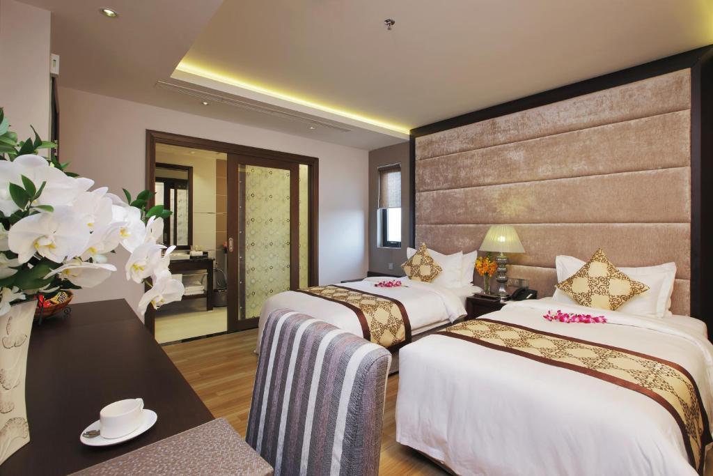 Phòng Deluxe 1 Giường Lớn Hoặc 2 Giường Đơn - Khách Sạn Athena