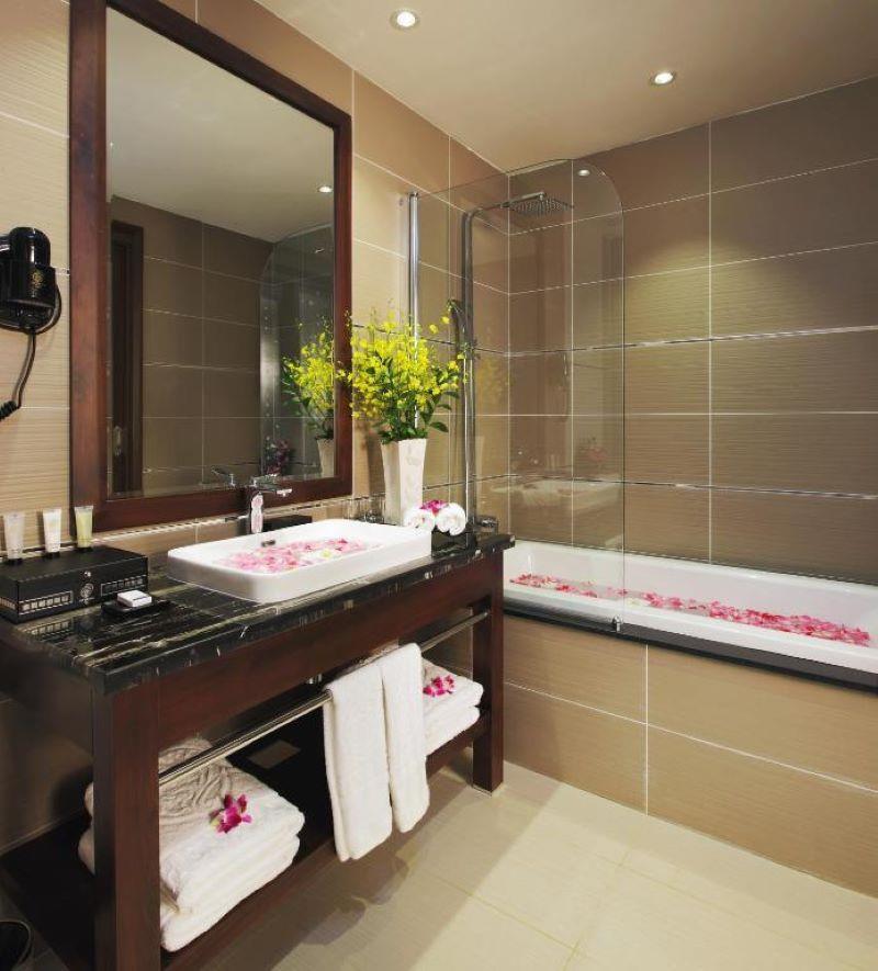 Phòng Senior Luxury 1 Giường Lớn - Khách Sạn Athena