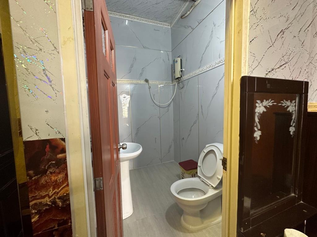 RedDoorz Superior Room - RedDoorz Trang Thu 2 Hotel Le Hong Phong