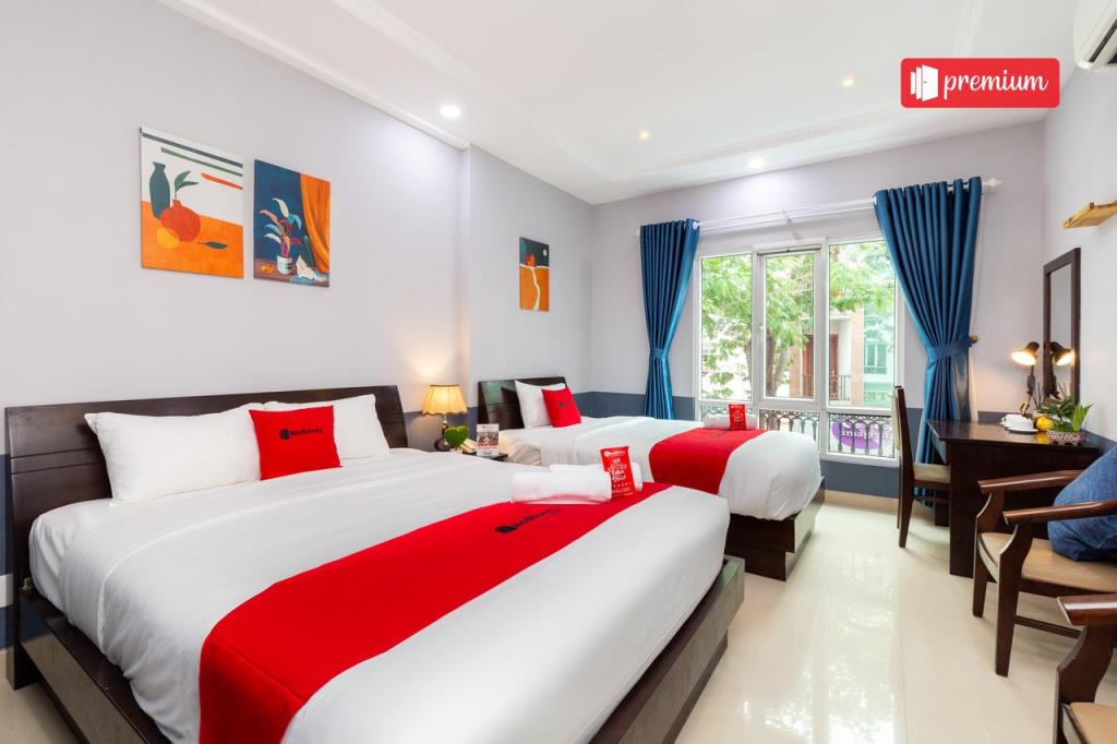 RedDoorz Executive Triple (3 Adults) - RedDoorz Ura Hotel Hung Phuoc 4