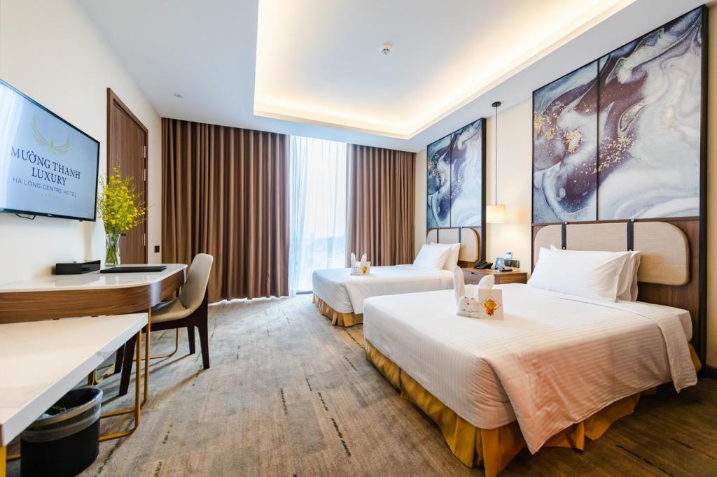 Deluxe Twin Room with city view - Khách sạn Mường Thanh Luxury Hạ Long Centre