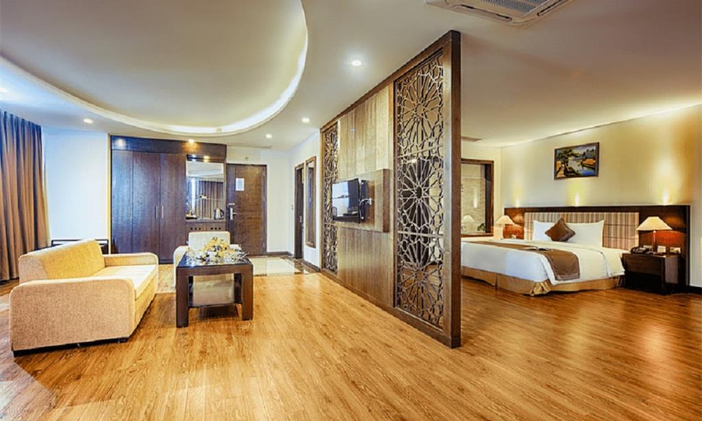 Royal Suite - Khách Sạn Mường Thanh Grand Cửa Lò