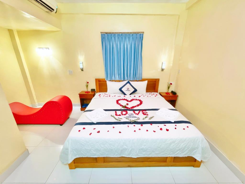 Phòng đôi - phòng theo giờ (tối đa 2 giờ) - Khách Sạn Hạnh Long