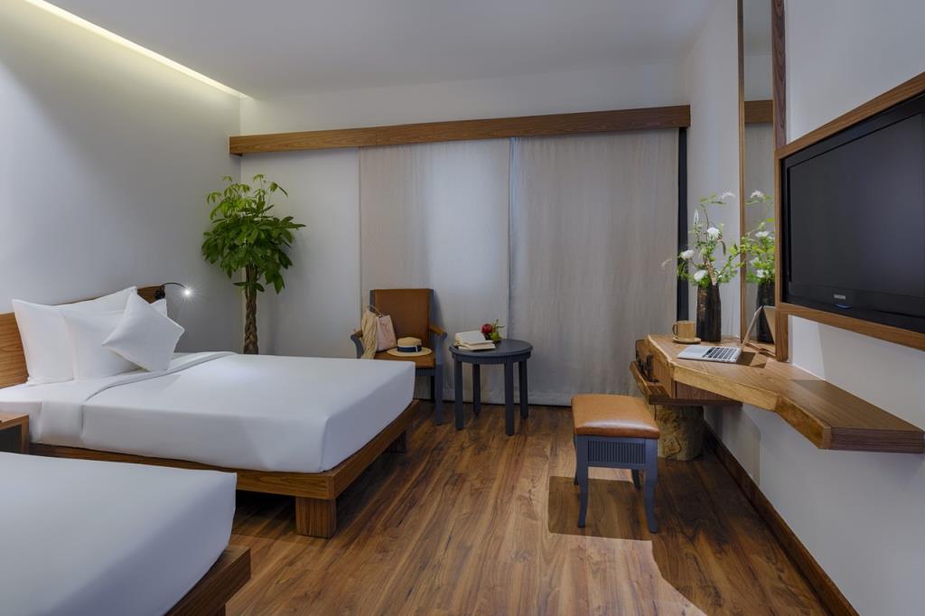 Deluxe (Window) - Khách Sạn Silverland Min