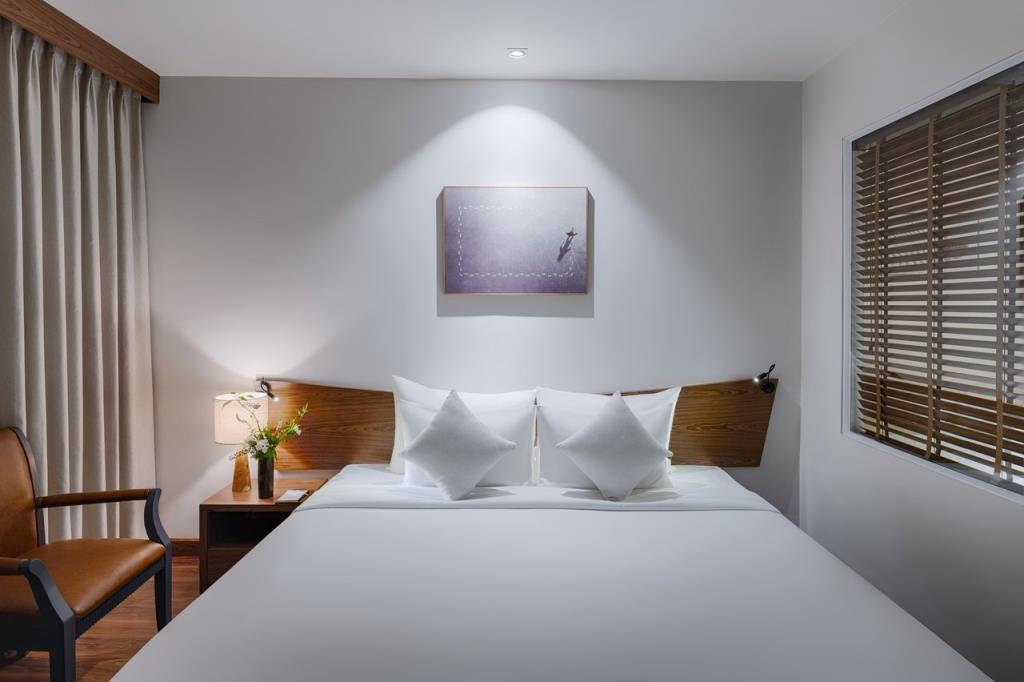 Deluxe (Window) - Khách Sạn Silverland Min