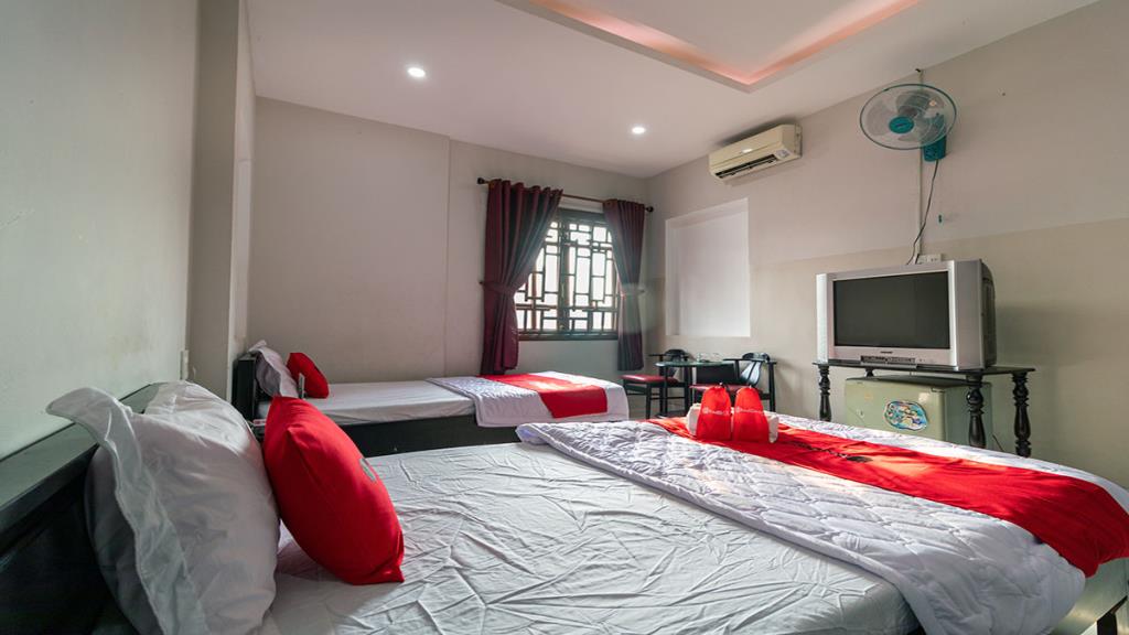 RedDoorz Superior Twin Room - RedDoorz @ Phan Huy Ich street
