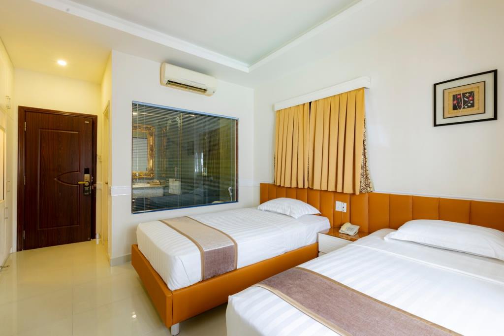 Phòng 2 Giường Đơn - Khách Sạn Fortune 1127 Trần Hưng Đạo