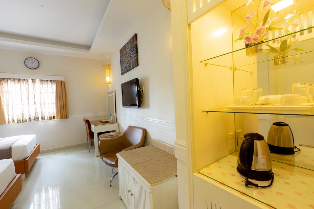 Phòng Triple room 3 người - Khách Sạn Fortune 1127 Trần Hưng Đạo