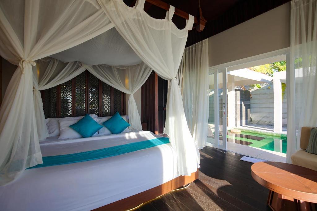 Biệt thự trên Bãi biển - Mercury Phu Quoc Resort & Villas