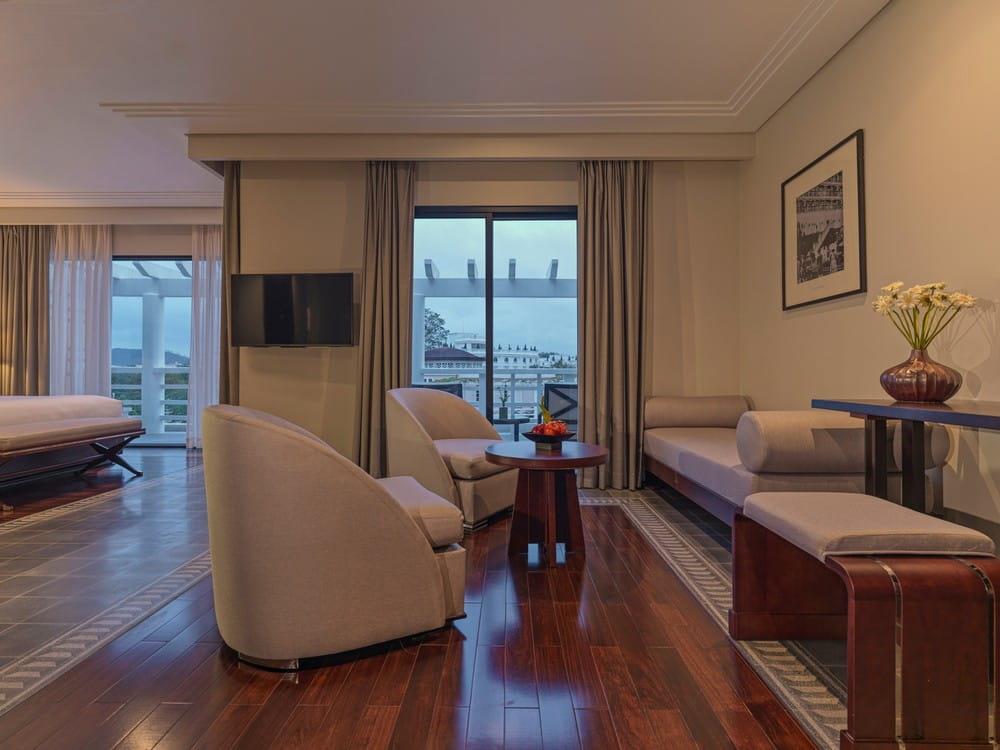 Resident Suite - Azerai La Residence Huế