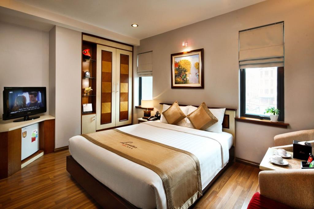 Standard Double - Khách Sạn Luxeden