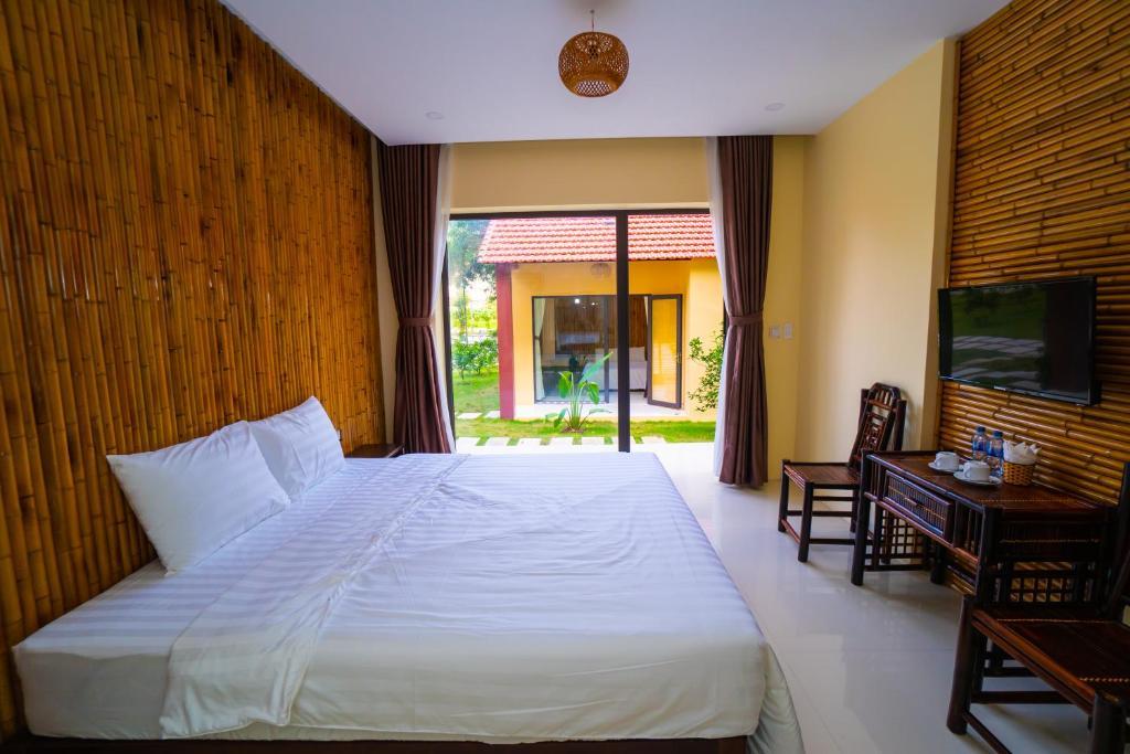 Phòng Có Giường Cỡ King Nhìn Ra Vườn - Trang An Retreat