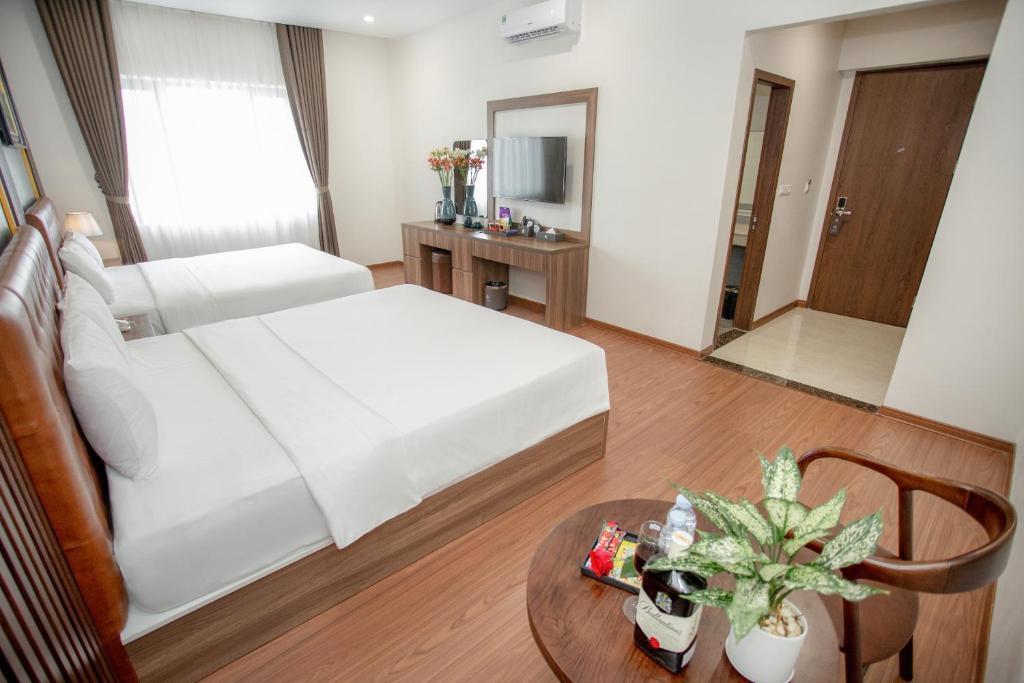 Phòng Gia Đình Có Bồn Tắm - Khách sạn Momali Ninh Bình