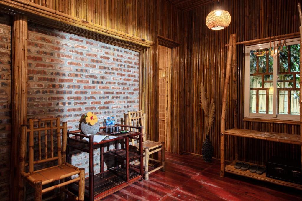 Studio Giường Đôi Nhìn Ra Hồ Nước - An's Eco Garden Resort