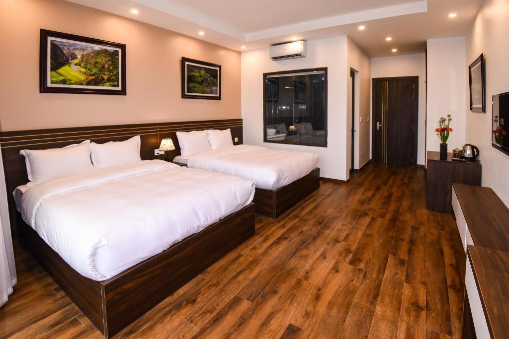 Phòng 2 giường (1m5 + 1m2), - Lotus Hotel Ninh Bình