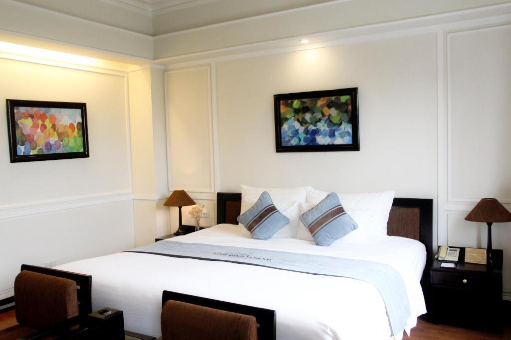 Deluxe Double Room (French Wing) - Ninh Binh Legend Hotel