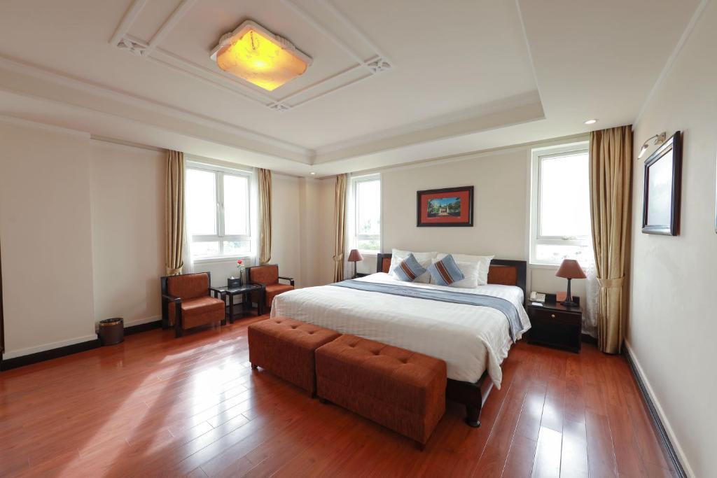 Suite Double (French Wing) - Ninh Binh Legend Hotel