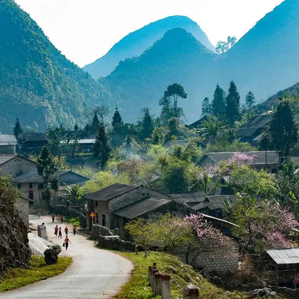 Tour Du Lịch Hà Nội - Quản Bạ - Yên Minh - Lũng Cú - Đồng Văn