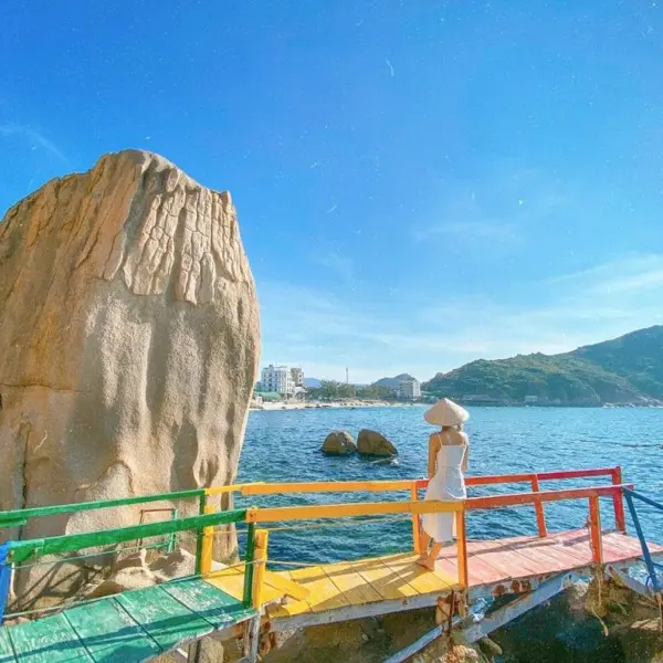 Tour Bình Hưng 2N2Đ: Ninh Chữ - Vịnh Vĩnh Hy - Ngắm San Hô - BBQ Hải Sản