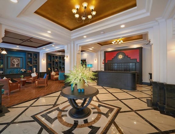 Khách sạn Manoir Des Arts