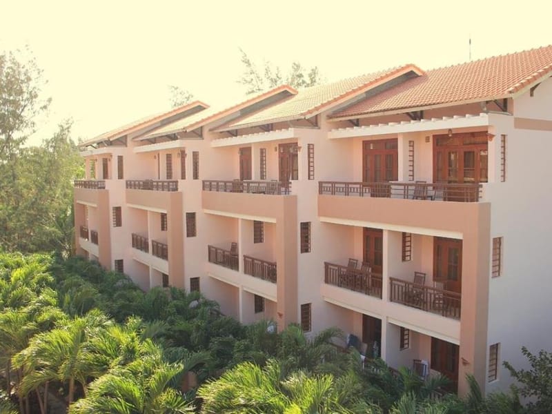 Long Thuận Hotel & Resort