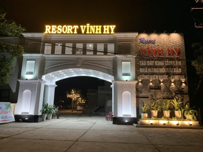 Vĩnh Hy Resort