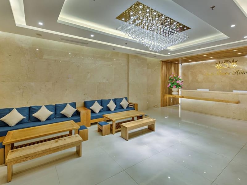 Seashore Hotel & Apartment