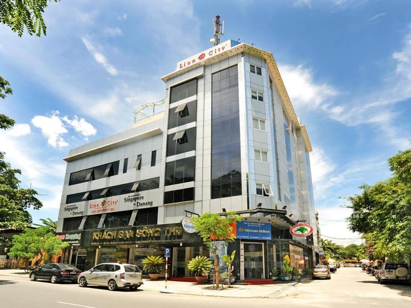 Khách sạn Sông Thu