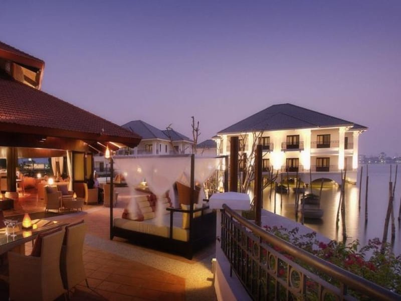 Khách Sạn InterContinental Westlake Hà Nội