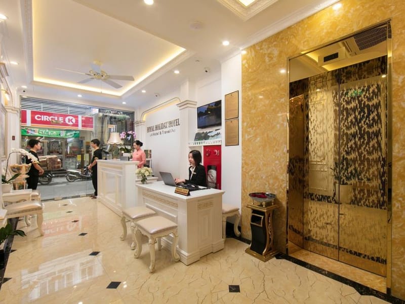 Khách sạn Royal Holiday Hanoi