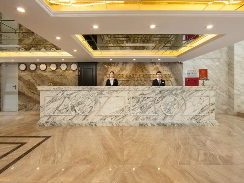 Khách Sạn Sen Grand & Spa