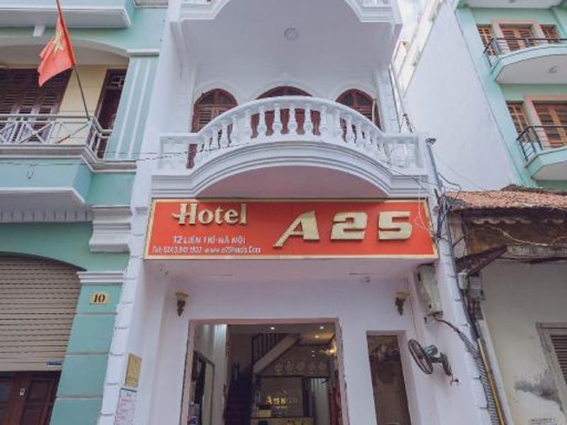 Khách sạn A25 - 12 Liên Trì