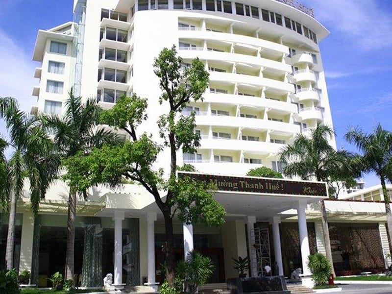 Khách sạn Mường Thanh Holiday Huế