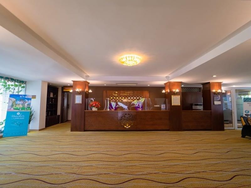 Khách Sạn Century Riverside Huế